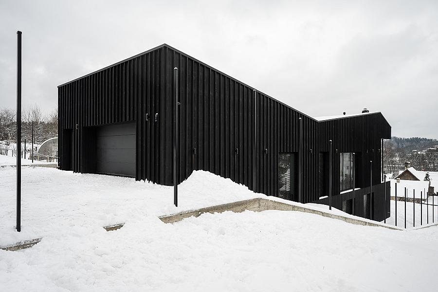 Namas šlaite – nuotrauka 4 iš 24