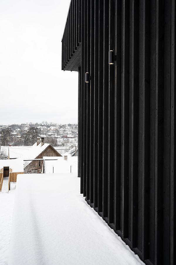 Namas šlaite – nuotrauka 8 iš 24